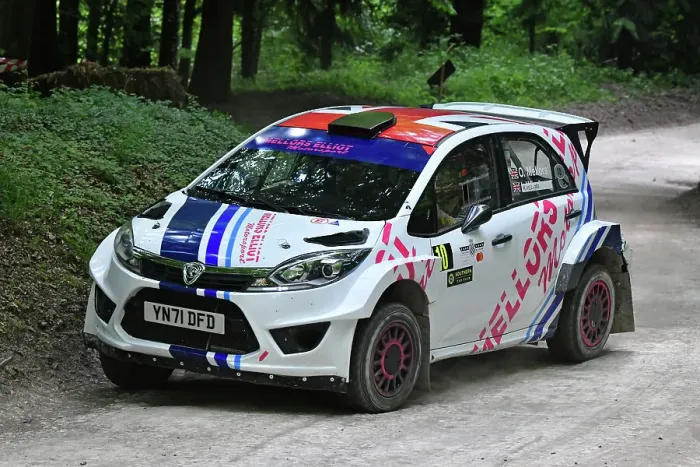 Rights Managed : CJ14 2977 Oliver Mellors, Proton IRIZ R5 Rights Managed : CJ14 2977 Oliver Mellors, Proton IRIZ R5