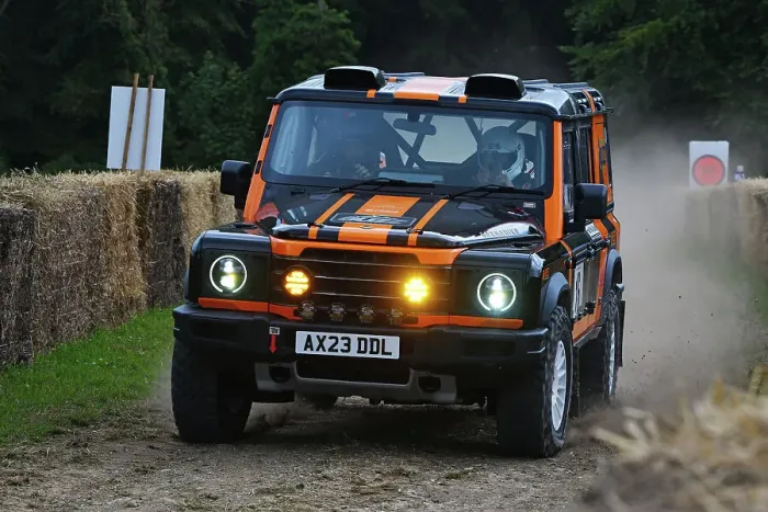 Rights Managed : CJ14 3081 Alex Parpottas, INEOS Grenadier
