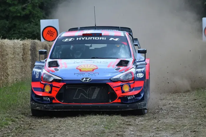 Rights Managed : CJ14 3101 Hayden Paddon, Hyundai i20 Coupe WRC