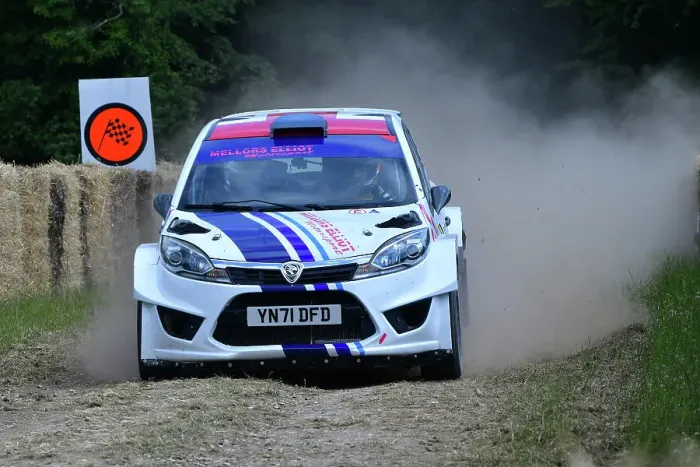 Rights Managed : CJ14 3160 Oliver Mellors, Proton IRIZ R5 Rights Managed : CJ14 3160 Oliver Mellors, Proton IRIZ R5
