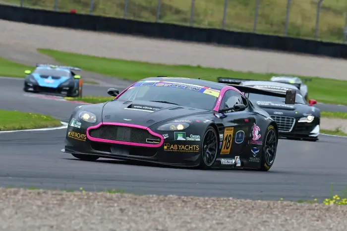 Framed Print : CJ14 4127 Paul Whight, Rob Fenn, Aston Martin Vantage GT2 Framed Print : CJ14 4127 Paul Whight, Rob Fenn, Aston Martin Vantage GT2