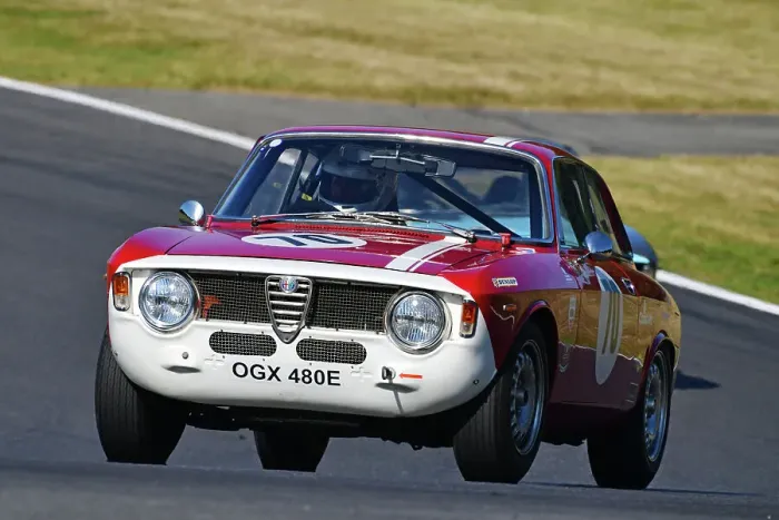 Framed Print : CJ14 5126 Richard Norris, Alfa Romeo Giulia Sprint GT Framed Print : CJ14 5126 Richard Norris, Alfa Romeo Giulia Sprint GT