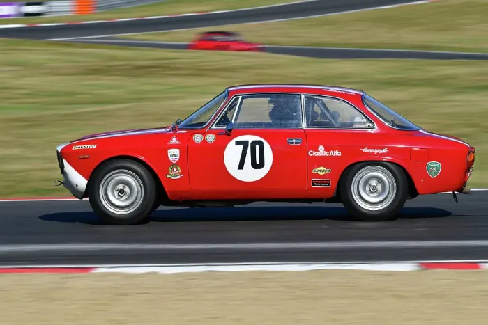 Framed Print : CJ14 5211 Richard Norris, Alfa Romeo Giulia Sprint GT Framed Print : CJ14 5211 Richard Norris, Alfa Romeo Giulia Sprint GT