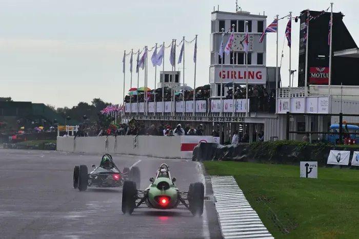 Rights Managed : CJ14 7957 End of a wet session Rights Managed : CJ14 7957 End of a wet session