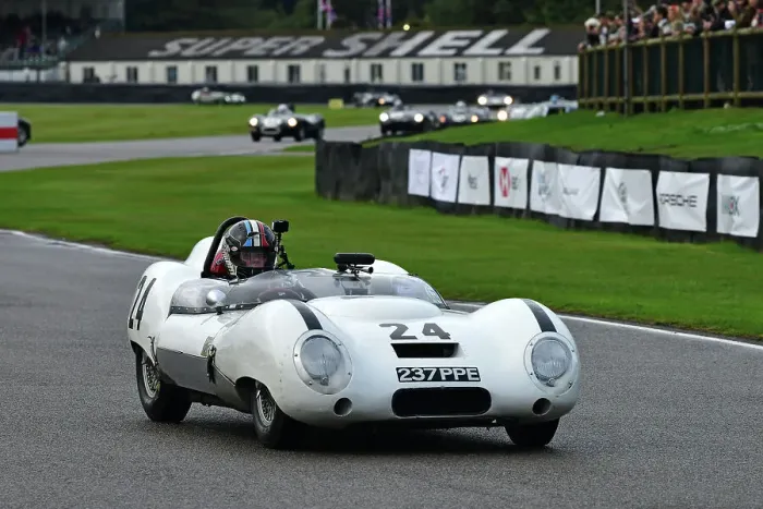 Rights Managed : CJ14 8122 James Davison, Roger Wills, Lotus-Climax 15