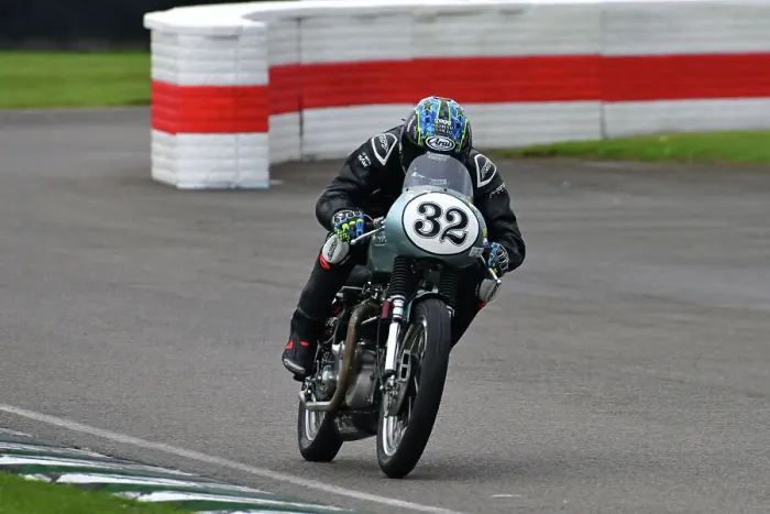 Rights Managed : CJ14 8532 Kevin Rushworth, Ian Hutchinson, Triumph T110 Rights Managed : CJ14 8532 Kevin Rushworth, Ian Hutchinson, Triumph T110