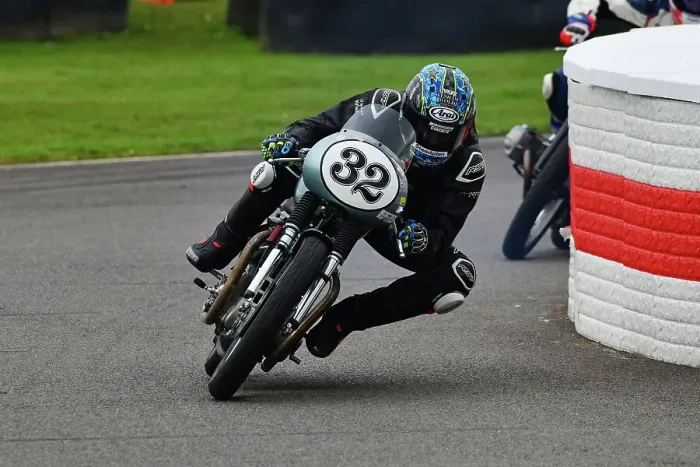 Rights Managed : CJ14 8580 Kevin Rushworth, Ian Hutchinson, Triumph T110 Rights Managed : CJ14 8580 Kevin Rushworth, Ian Hutchinson, Triumph T110