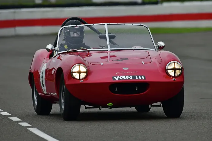 Rights Managed : CJ14 8684 Peter Barnard, Elva Courier Rights Managed : CJ14 8684 Peter Barnard, Elva Courier