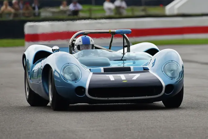 Rights Managed : CJ14 9053 Ian Simmonds, Lola-Chevrolet T70 Spyder Rights Managed : CJ14 9053 Ian Simmonds, Lola-Chevrolet T70 Spyder