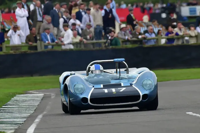 Rights Managed : CJ14 9114 Ian Simmonds, Lola-Chevrolet T70 Spyder