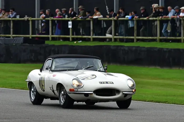 Rights Managed : CJ14 9168 Mike Whitaker, David Gooding, Jaguar E-Type