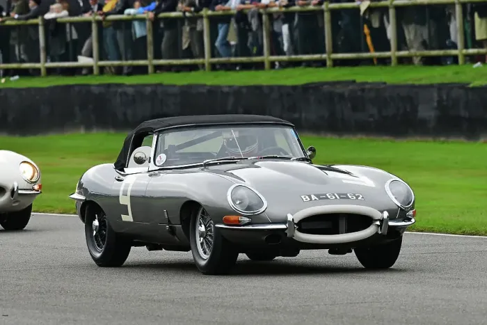 Rights Managed : CJ14 9184 Marc Gordon, Ludovic Lindsay, Jaguar E-Type Rights Managed : CJ14 9184 Marc Gordon, Ludovic Lindsay, Jaguar E-Type