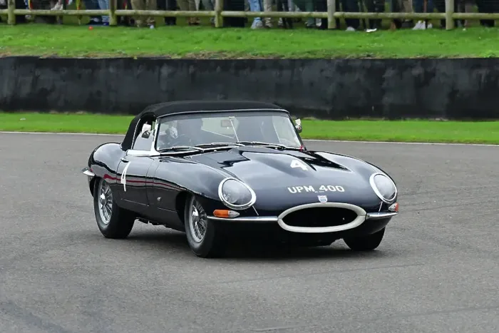 Rights Managed : CJ14 9230 Gordon Shedden, John Young, Jaguar E-Type Rights Managed : CJ14 9230 Gordon Shedden, John Young, Jaguar E-Type