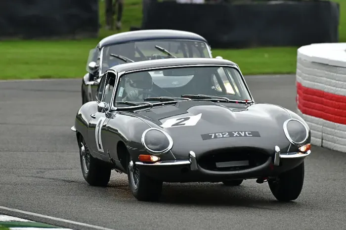 Rights Managed : CJ14 9300 Martin O'Connell, Steve Brooks, Jaguar E-Type Rights Managed : CJ14 9300 Martin O'Connell, Steve Brooks, Jaguar E-Type