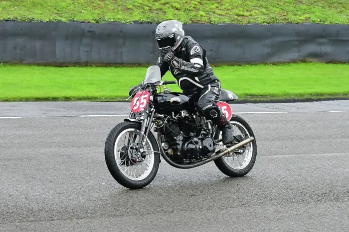 Rights Managed : CJ14 9494 Ben Kingham, Josh Brookes, Vincent Black Shadow Rights Managed : CJ14 9494 Ben Kingham, Josh Brookes, Vincent Black Shadow