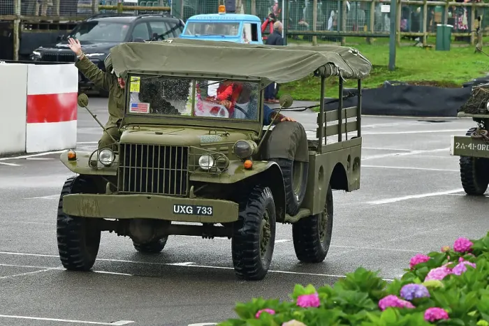 Rights Managed : CJ14 9738 Dodge WC, UXG 733