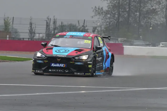Framed Print : CJ15 1192 Chris Smiley, Cupra Leon, Restart Racing