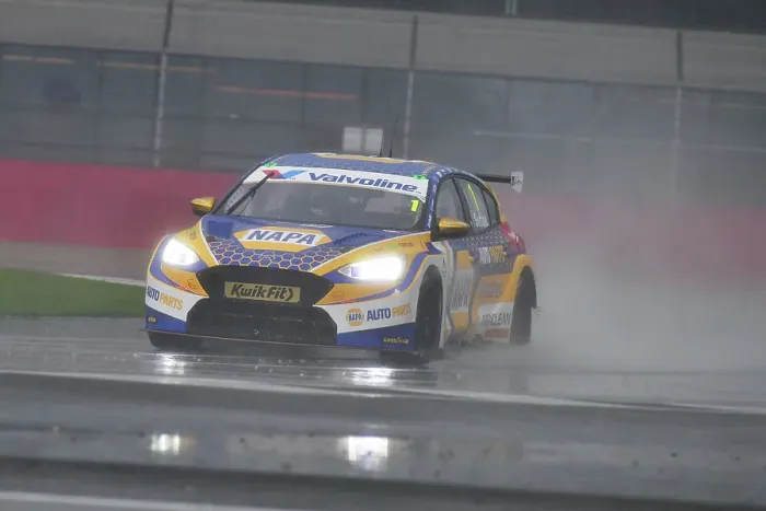 Framed Print : CJ15 1227 Ashley Sutton, Ford Focus ST, NAPA Racing UK Framed Print : CJ15 1227 Ashley Sutton, Ford Focus ST, NAPA Racing UK