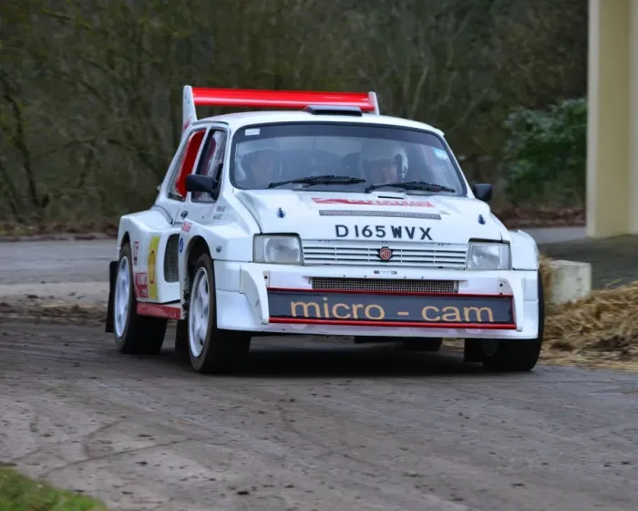 Framed Print : CJ3 0737 Aled Williams, Metro 6R4 Framed Print : CJ3 0737 Aled Williams, Metro 6R4
