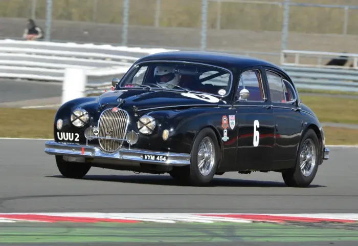 Framed Print : CJ3 2104 Nigel Webb, Anthony Reid, Jaguar Mk 1, VYM 454 Framed Print : CJ3 2104 Nigel Webb, Anthony Reid, Jaguar Mk 1, VYM 454