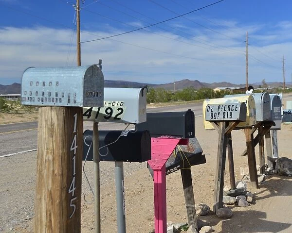 CJ3 4109 US Mail boxes