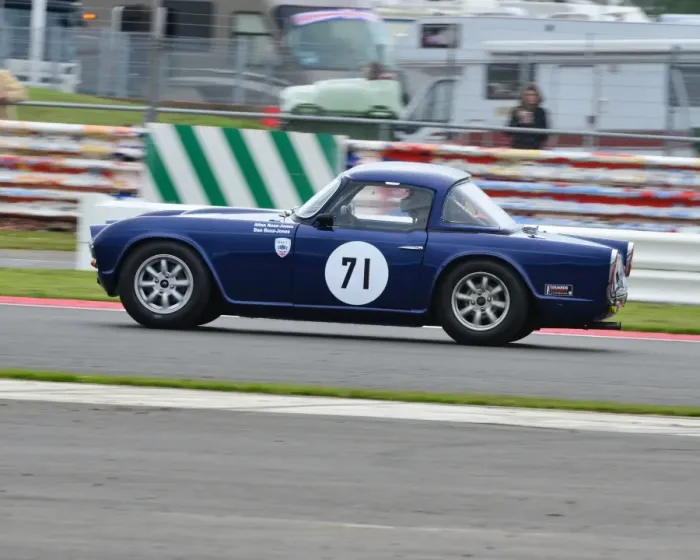 Framed Print : CJ3 6433 Allan Ross Jones, Daniel Ross Jones, Triumph TR4 Framed Print : CJ3 6433 Allan Ross Jones, Daniel Ross Jones, Triumph TR4