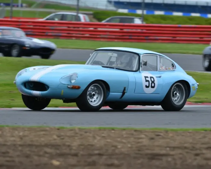 Framed Print : CJ3 6739 Harry Wyndham, Jaguar E-Type Framed Print : CJ3 6739 Harry Wyndham, Jaguar E-Type