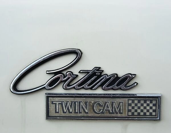 CJ4 5827 Cortina twincam