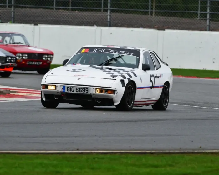Framed Print : CJ5 1332 Mark Oldfield, Porsche 924 Framed Print : CJ5 1332 Mark Oldfield, Porsche 924