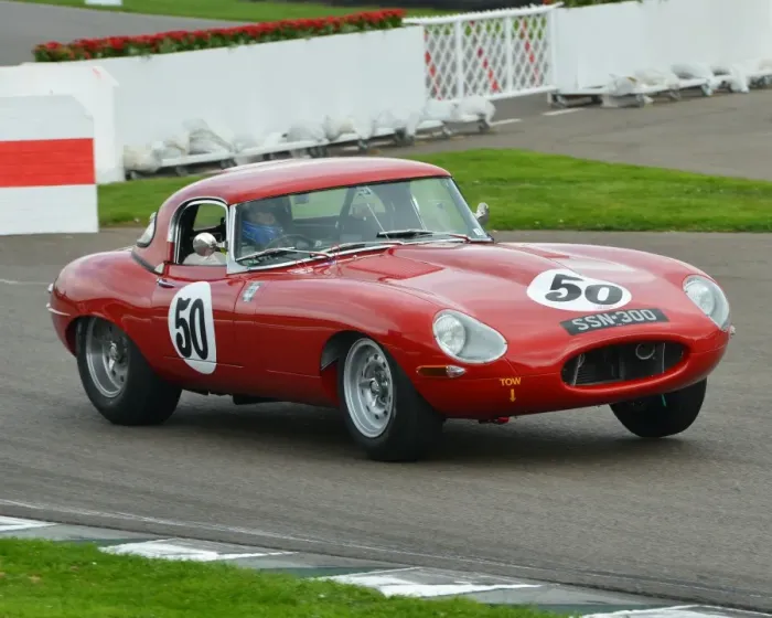 Rights Managed : CJ5 5733 Robin Liddell, Matt Nicholl-Jones, Jaguar E-Type, semi lightweight, SSN 300 Rights Managed : CJ5 5733 Robin Liddell, Matt Nicholl-Jones, Jaguar E-Type, semi lightweight, SSN 300