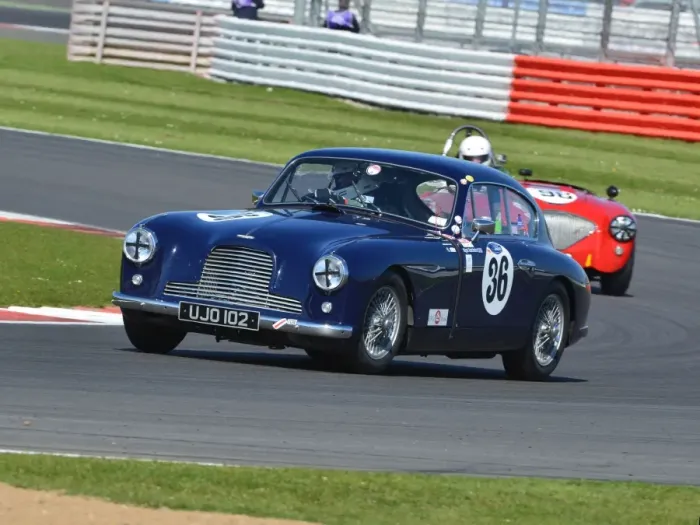 Framed Print : CJ5 7351 Nigel Batchelor, Aston Martin DB2-4 Framed Print : CJ5 7351 Nigel Batchelor, Aston Martin DB2-4