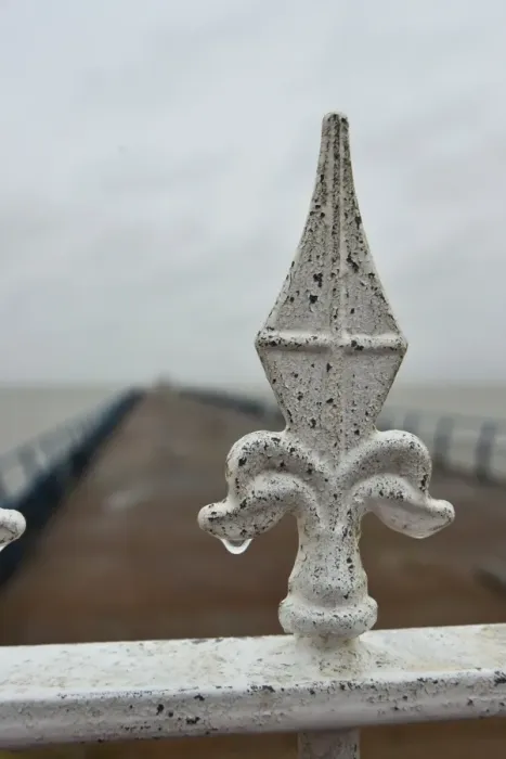 Framed Print : CJ6 1015 Felixstowe, Pier