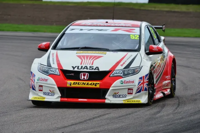 Framed Print : CJ6 1407 Gordon Shedden, Honda Civic Type R Framed Print : CJ6 1407 Gordon Shedden, Honda Civic Type R