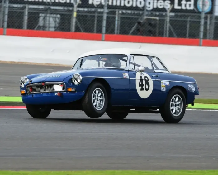 Framed Print : CJ6 3119 Craig Taylor, MG B Framed Print : CJ6 3119 Craig Taylor, MG B
