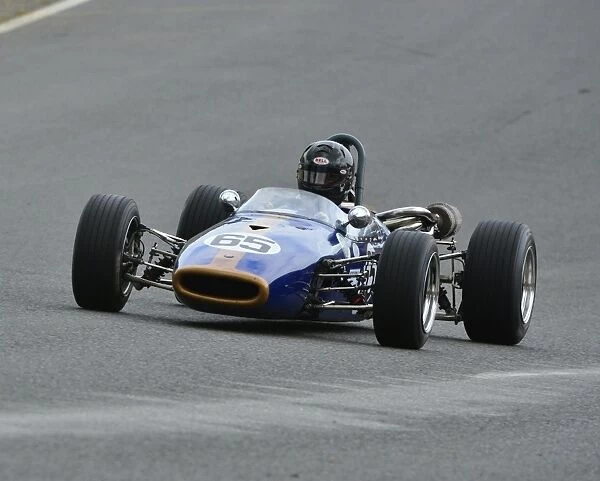 CJ6 5432 Peter Thompson, Brabham BT21