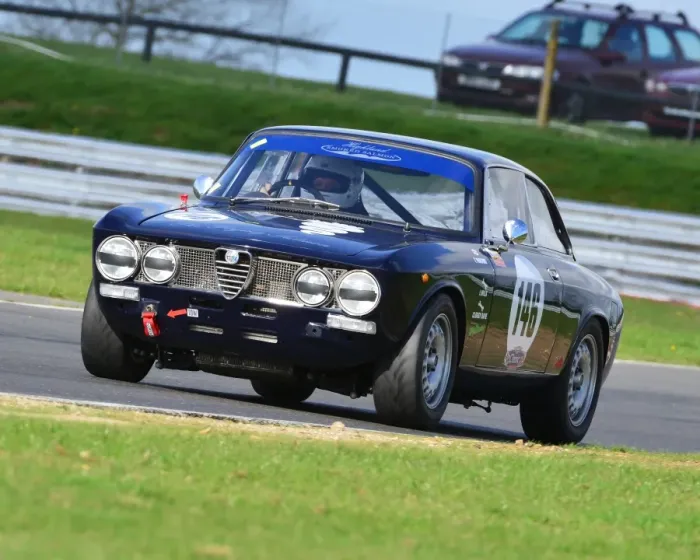 Framed Print : CJ6 7141 Tim Parsons, Alfa Romeo GTV Framed Print : CJ6 7141 Tim Parsons, Alfa Romeo GTV