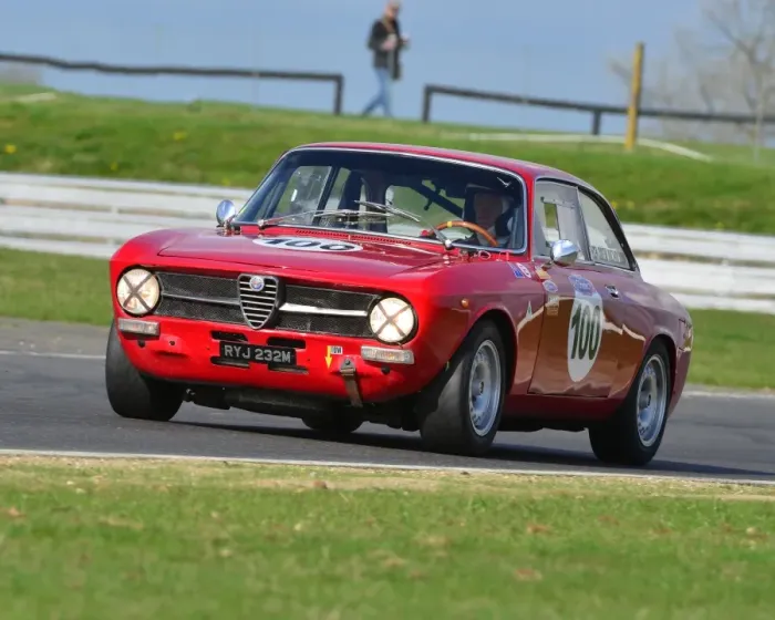 Framed Print : CJ6 7168 Andrew Nicholson, Alfa Romeo GT Junior Framed Print : CJ6 7168 Andrew Nicholson, Alfa Romeo GT Junior