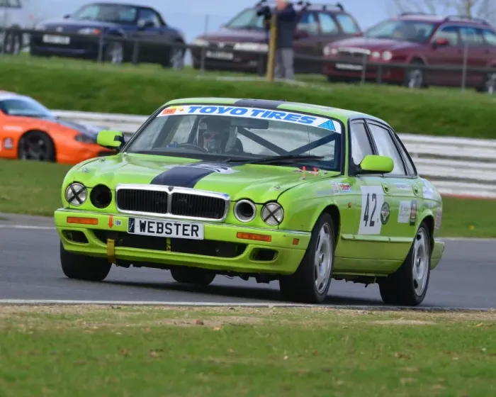 Framed Print : CJ6 7269 Roger Webster, Jaguar X300 Framed Print : CJ6 7269 Roger Webster, Jaguar X300