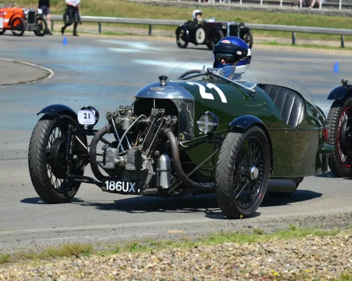 Framed Print : CJ6 8745 Simon Edwards, Morgan Aero SuperSport Framed Print : CJ6 8745 Simon Edwards, Morgan Aero SuperSport