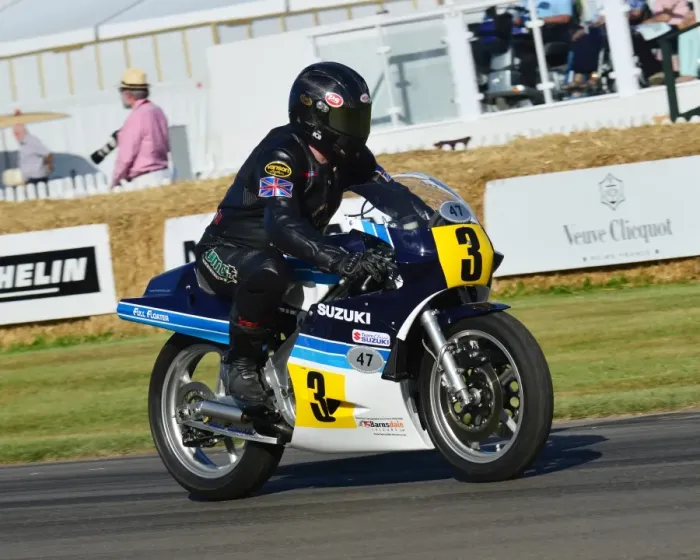 Rights Managed : CJ6 9098 Ian King, Suzuki RGB500 X3 GP Rights Managed : CJ6 9098 Ian King, Suzuki RGB500 X3 GP