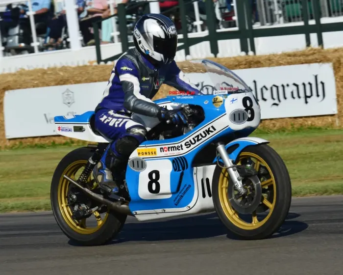Rights Managed : CJ6 9102 Brian Morrison, Suzuki TR750 Rights Managed : CJ6 9102 Brian Morrison, Suzuki TR750