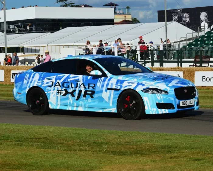 Rights Managed : CJ6 9185 Graham Moss, Jaguar XJR575 Rights Managed : CJ6 9185 Graham Moss, Jaguar XJR575
