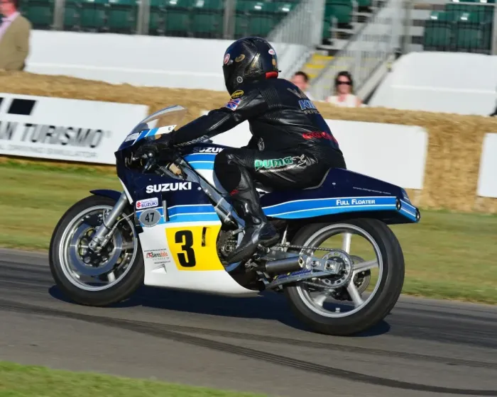 Rights Managed : CJ6 9251 Ian King, Suzuki RGB500 X3 GP Rights Managed : CJ6 9251 Ian King, Suzuki RGB500 X3 GP