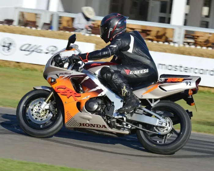 Rights Managed : CJ6 9288 Mark Beckley, Honda CBR900, Fireblade, Urban Tiger Rights Managed : CJ6 9288 Mark Beckley, Honda CBR900, Fireblade, Urban Tiger