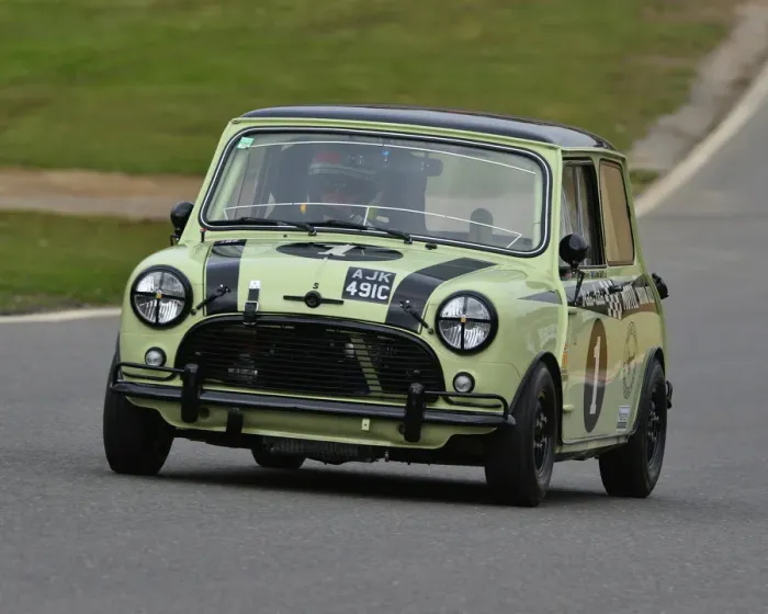 Framed Print : CJ7 1330 Liam Sullivan, Jonathan Lewis, Morris Mini Cooper S Framed Print : CJ7 1330 Liam Sullivan, Jonathan Lewis, Morris Mini Cooper S