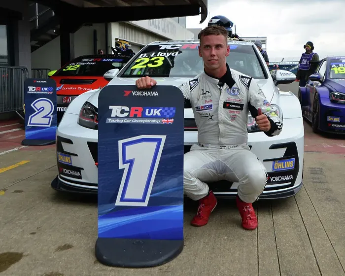 Framed Print : CJ7 1857 Dan Lloyd, VW Golf GTi TCR Framed Print : CJ7 1857 Dan Lloyd, VW Golf GTi TCR