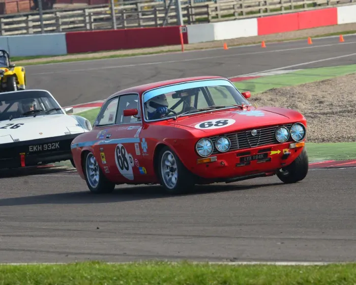 Framed Print : CJ7 7698 Jon Wagstaff, Alfa Romeo GTV Framed Print : CJ7 7698 Jon Wagstaff, Alfa Romeo GTV