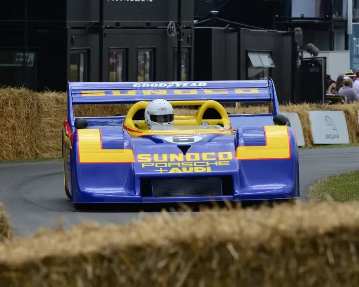 Rights Managed : CJ7 9705 Peter Harburg, Porsche 917-30 Rights Managed : CJ7 9705 Peter Harburg, Porsche 917-30