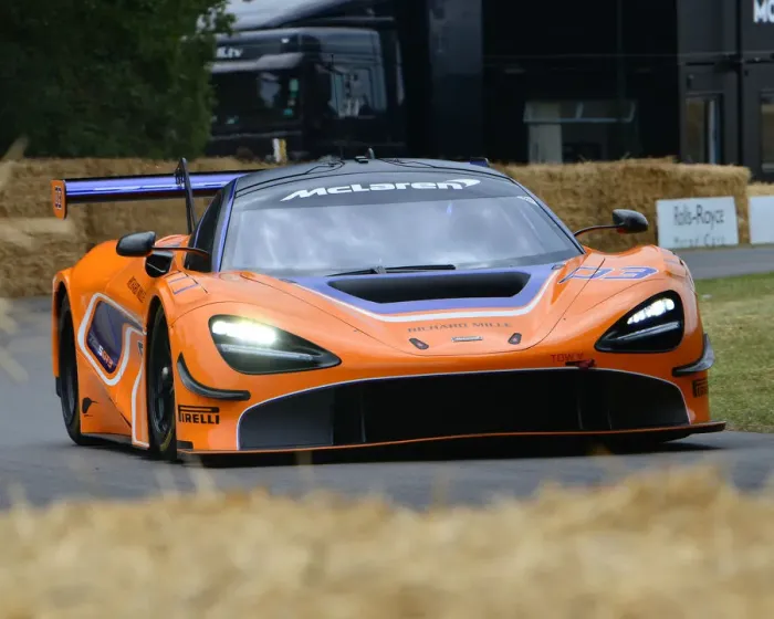 Rights Managed : CJ7 9716 McLaren 720S GT3 Rights Managed : CJ7 9716 McLaren 720S GT3