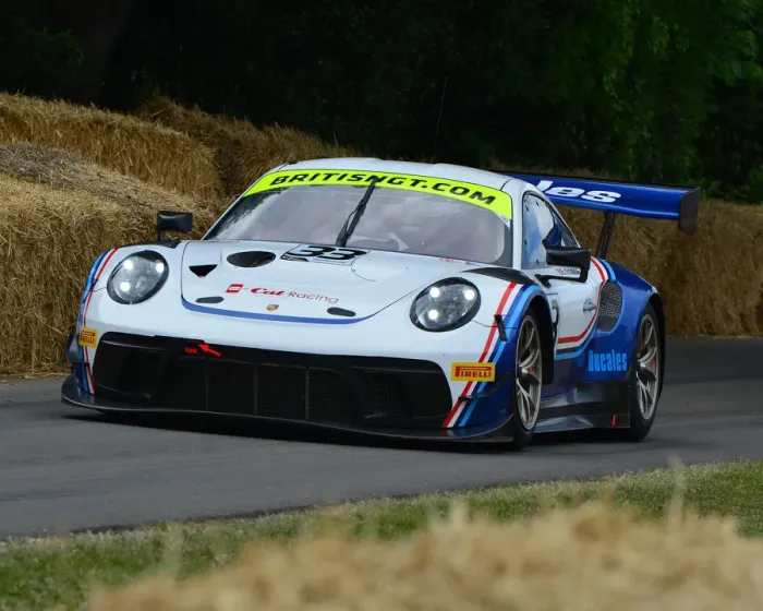 Rights Managed : CJ7 9806 Greg Caton, Gordon Robinson, Porsche 911 GT3 R Rights Managed : CJ7 9806 Greg Caton, Gordon Robinson, Porsche 911 GT3 R